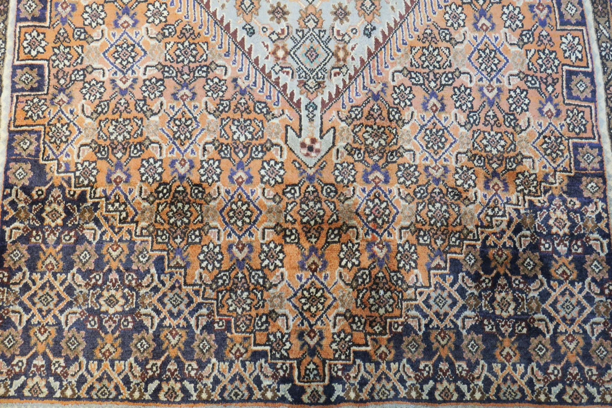 4' 3" x 6' 5" Persian Bijar Rug image 5