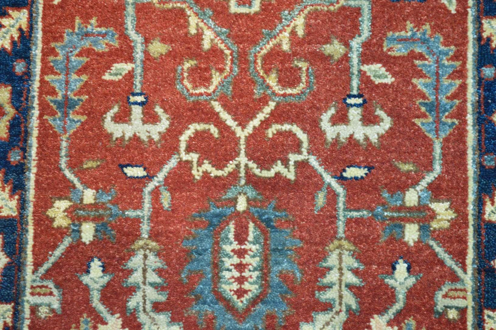 2' 0" x 3' 0" India Serapi Rug image 11