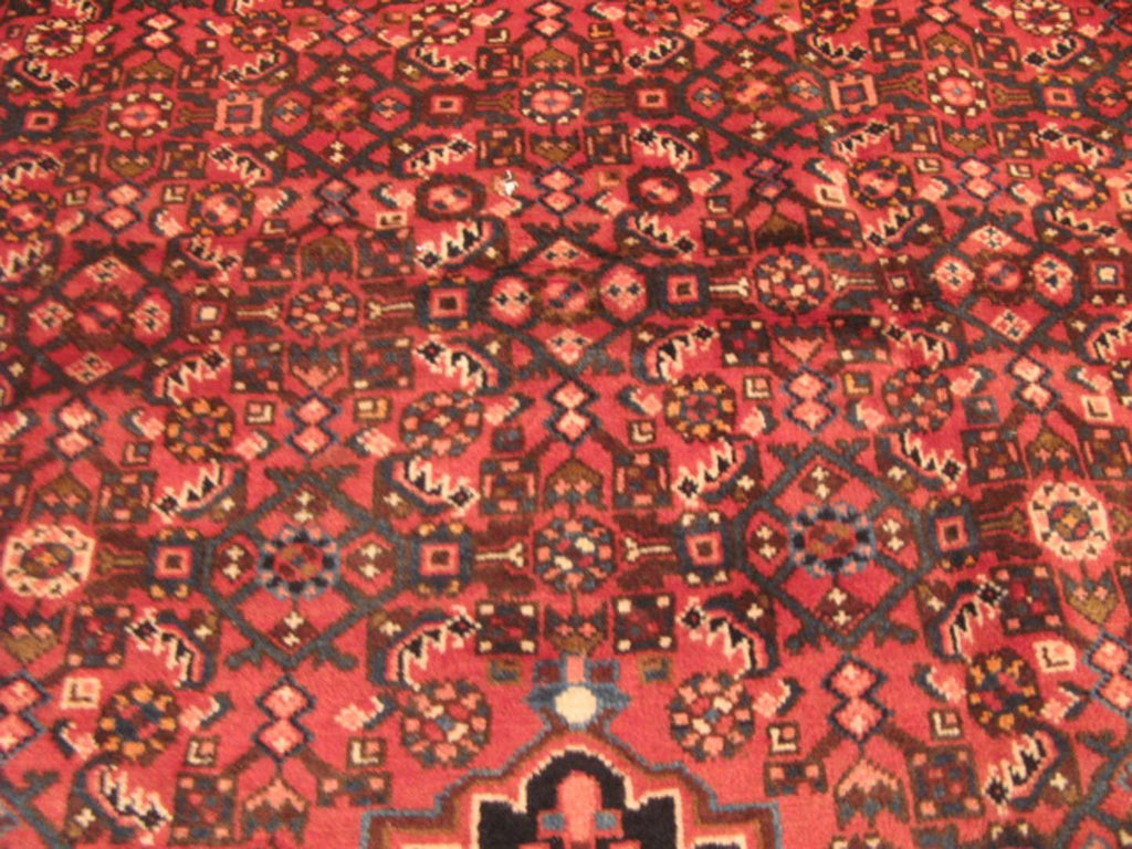 5' 0" x 9' 1" Persian Hosseinabad Rug image 6