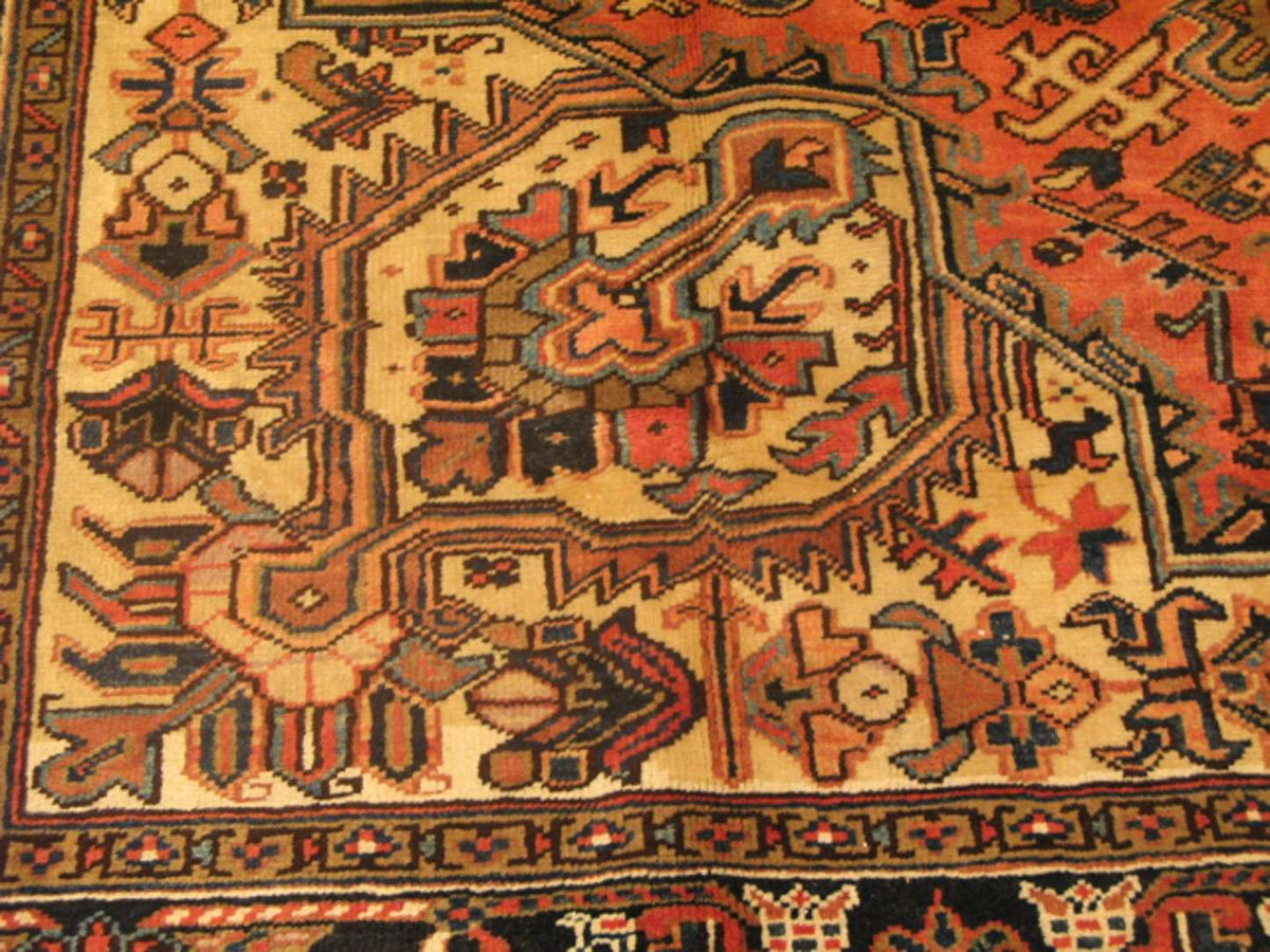8' 9" x 11' 8" Persian Bakhshayesh Rug image 4