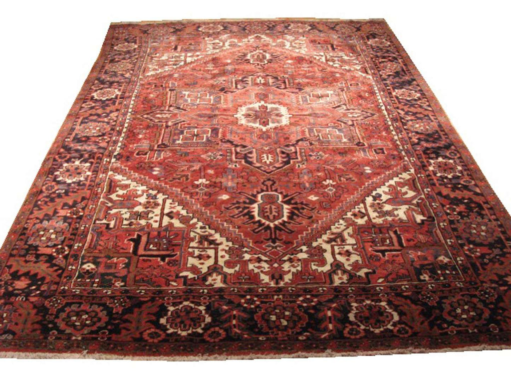 7' 9" x 11' 0" Persian Heriz Rug image 0