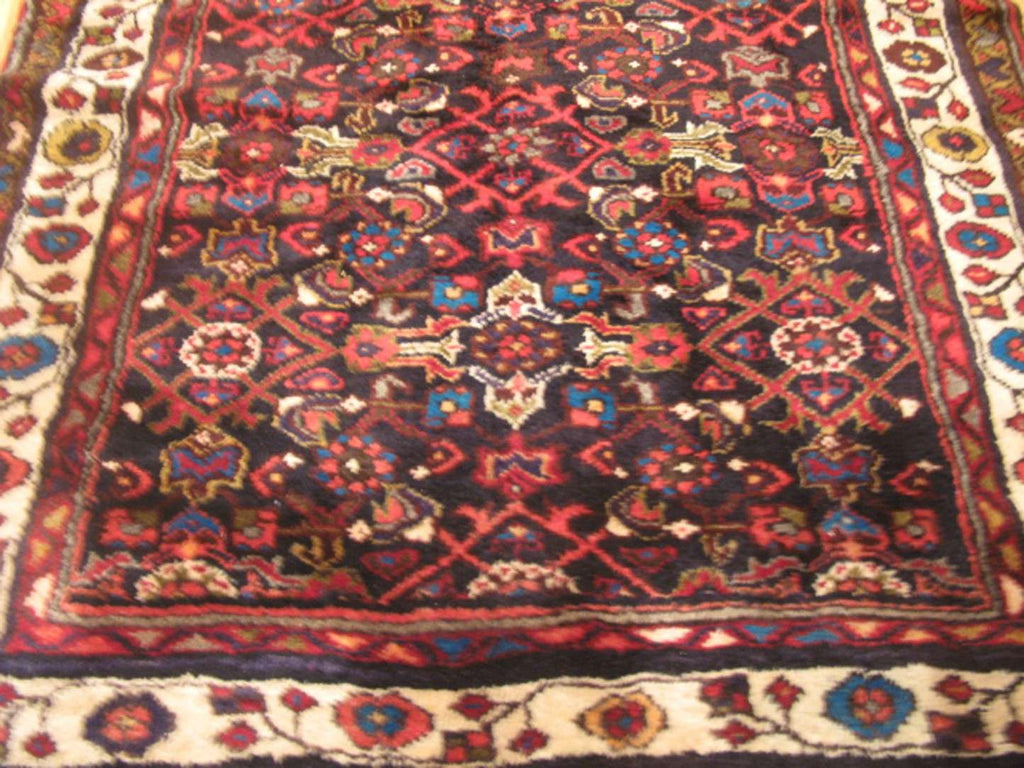 3' 5" x 10' 0" Persian Malayer Runner image 9