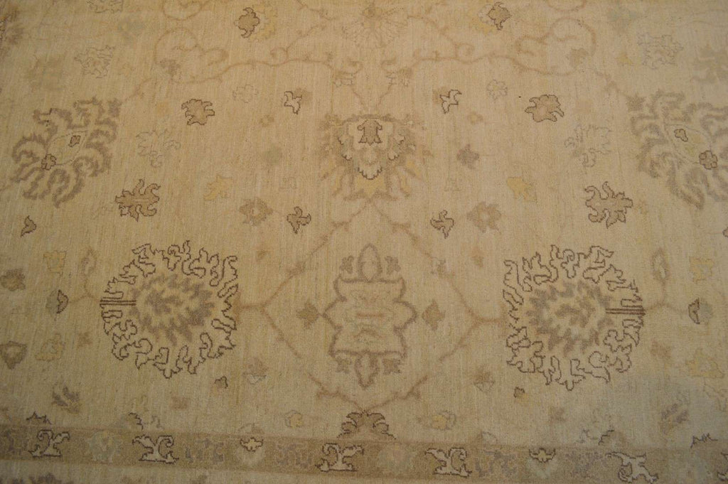 10' 3" x 14' 0" Pakistan Peshawar Rug image 9