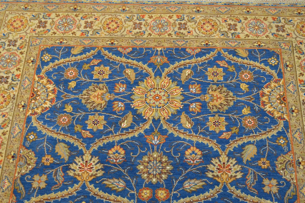 4' 2" x 4' 9" India Agra Rug image 2