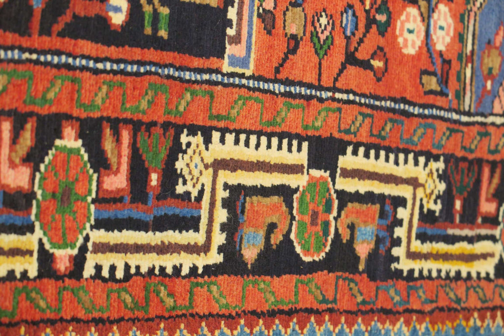 4' 1" x 6' 9" Persian Hamadan Rug image 9