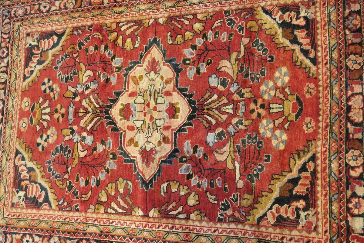 3' 9" x 5' 3" Persian Hamadan Rug image 10