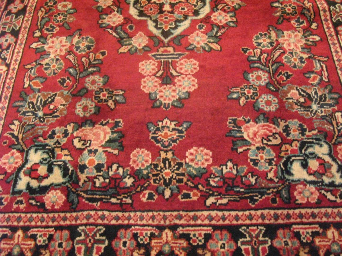 4' 4" x 6' 7" Persian Sarouk Rug image 3