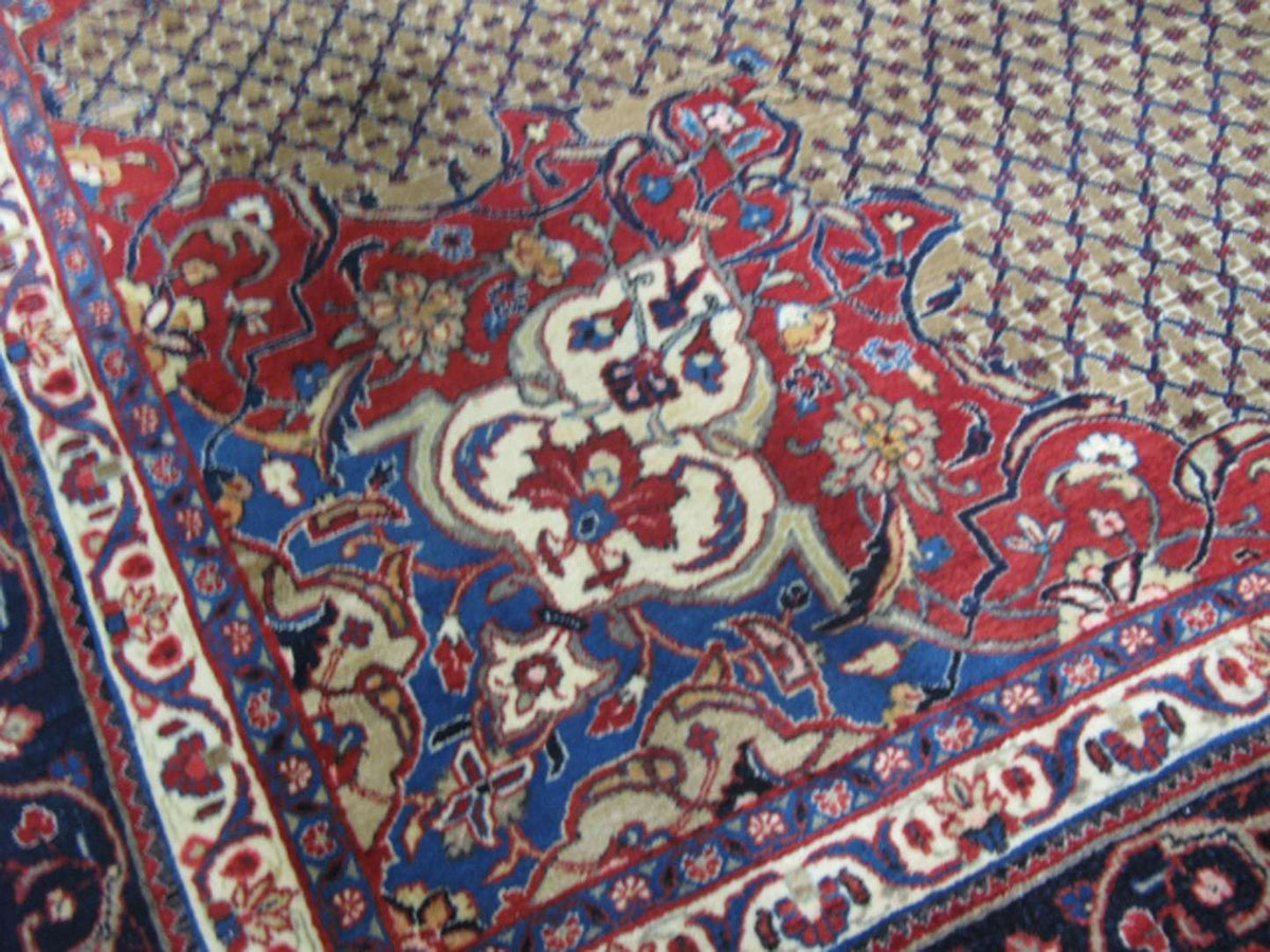 10' 0" x 13' 8" Persian Bijar Rug image 3