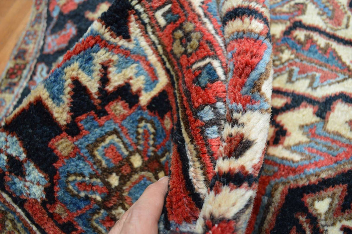 6' 8" x 10' 4" Persian Heriz Rug image 11