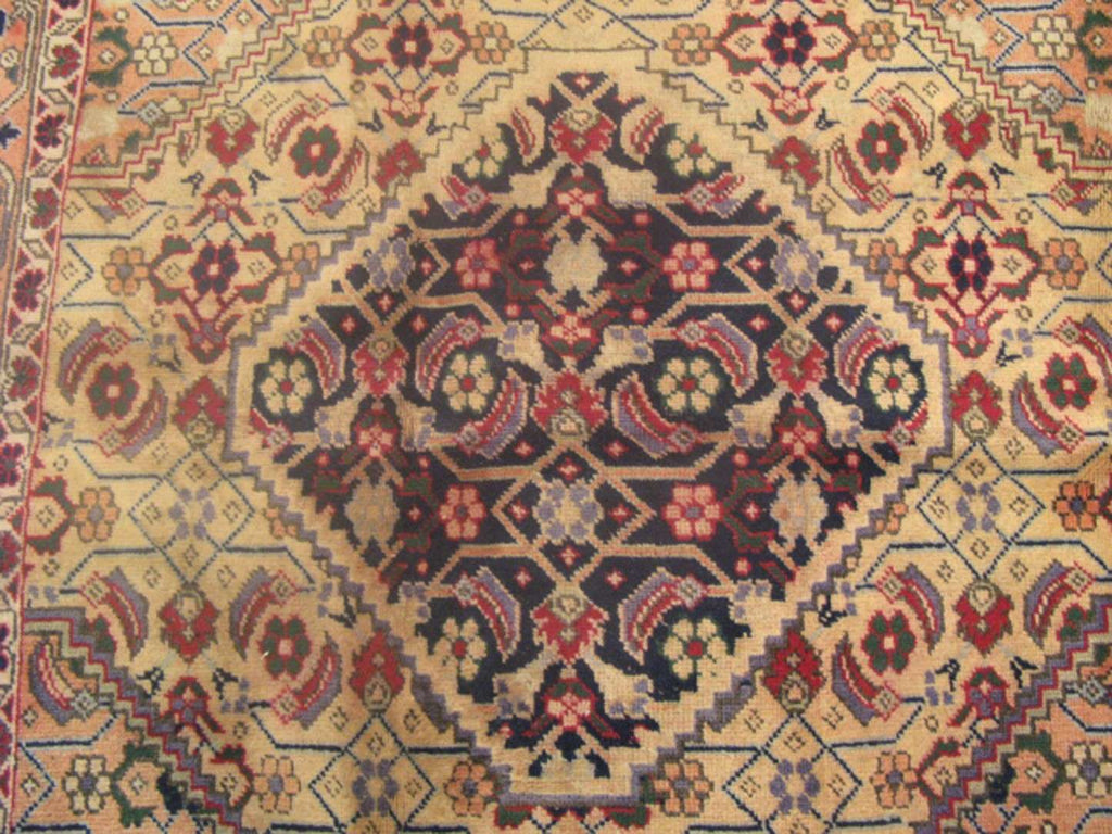 4' 7" x 6' 4" Persian Haji Jalili Rug image 9