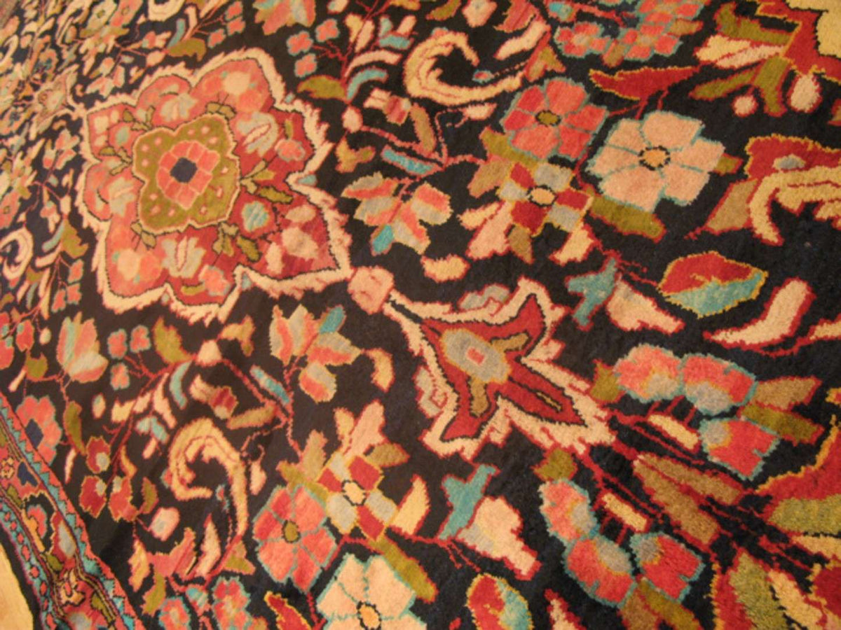 3' 7" x 9' 8" Persian Sarouk Runner image 3
