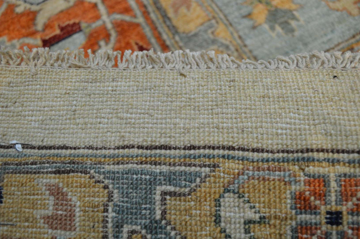 9' 1" x 12' 0" Pakistan Serapi Rug image 11