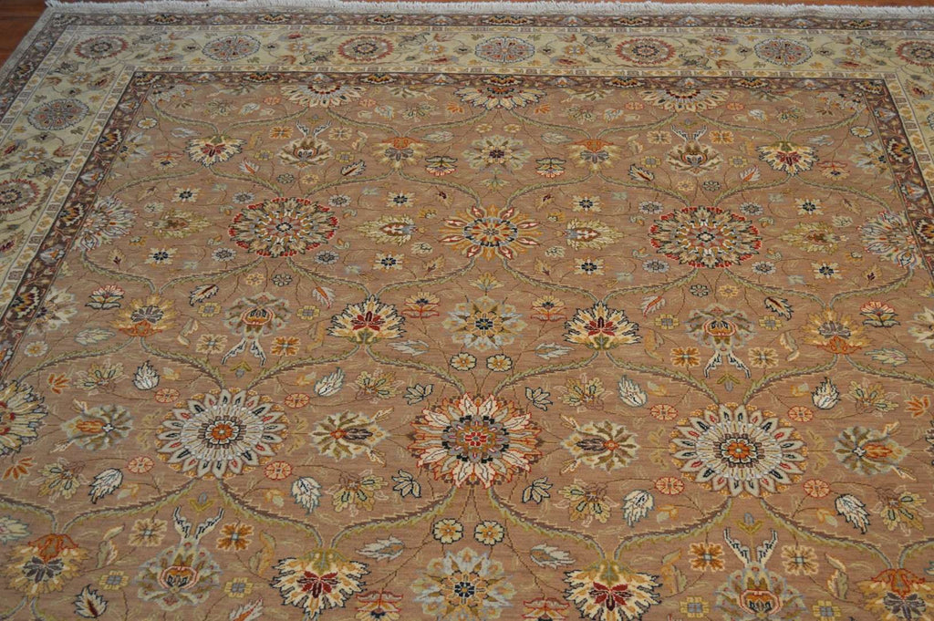 7' 9" x 9' 8" India Agra Rug image 11