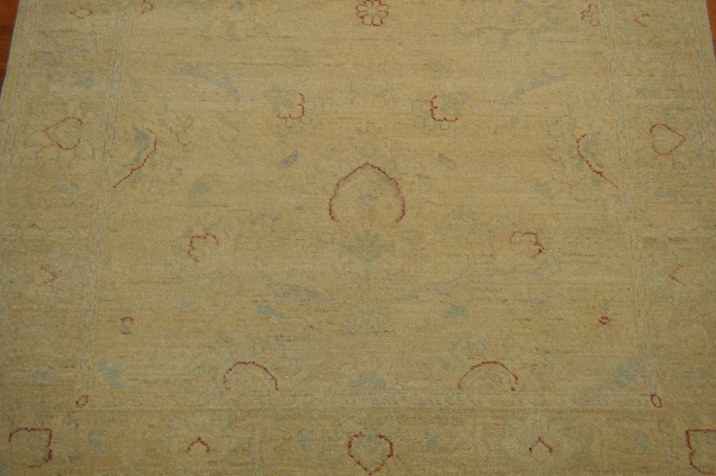 3' 10" x 5' 8" Pakistan Peshawar Rug image 4