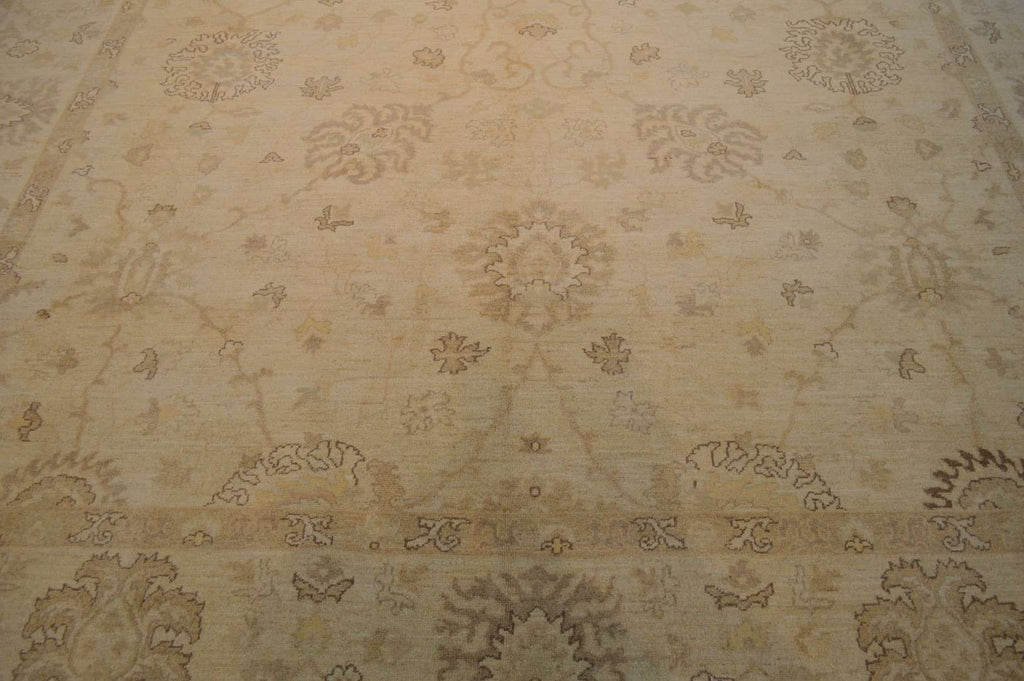 10' 3" x 14' 0" Pakistan Peshawar Rug image 3