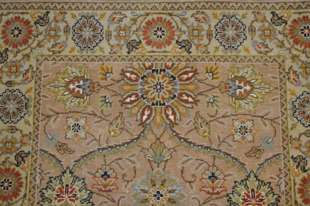 2' 4" x 4' 3" India Agra Rug image 7