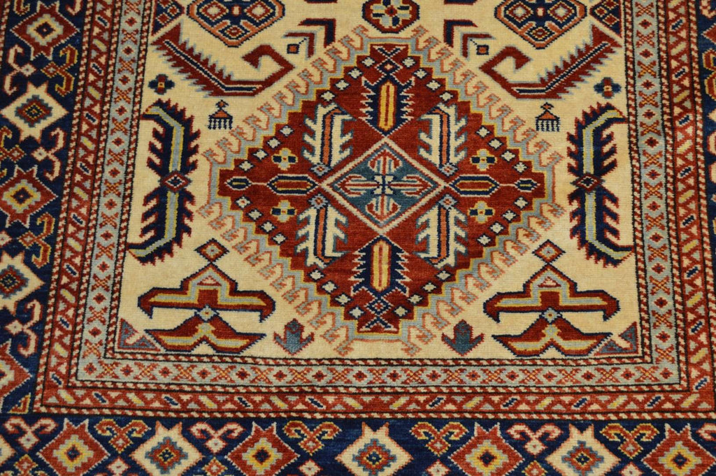 3' 8" x 5' 8" Pakistan Shirvan Rug image 9